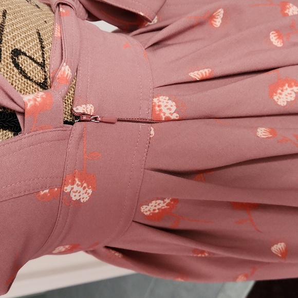 ⭕️ PRICE FIRM Free People Size 0 Low Criss Cross Back Floral Mauve Dress - Picture 6 of 9